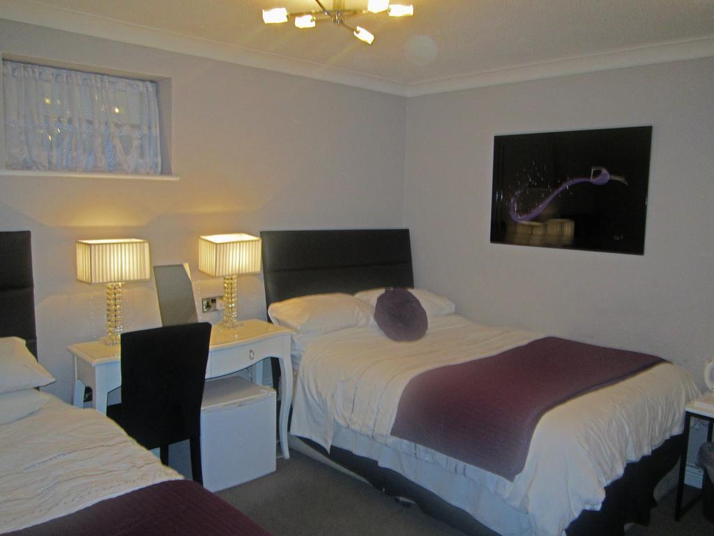 Verdon Guest House Stoke-on-Trent Exteriör bild